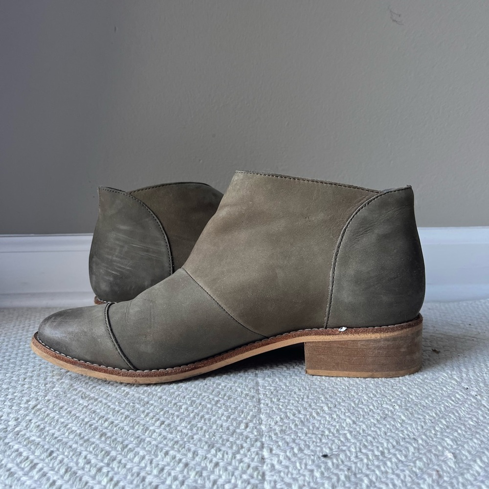 Green Booties - Picture 4 of 4